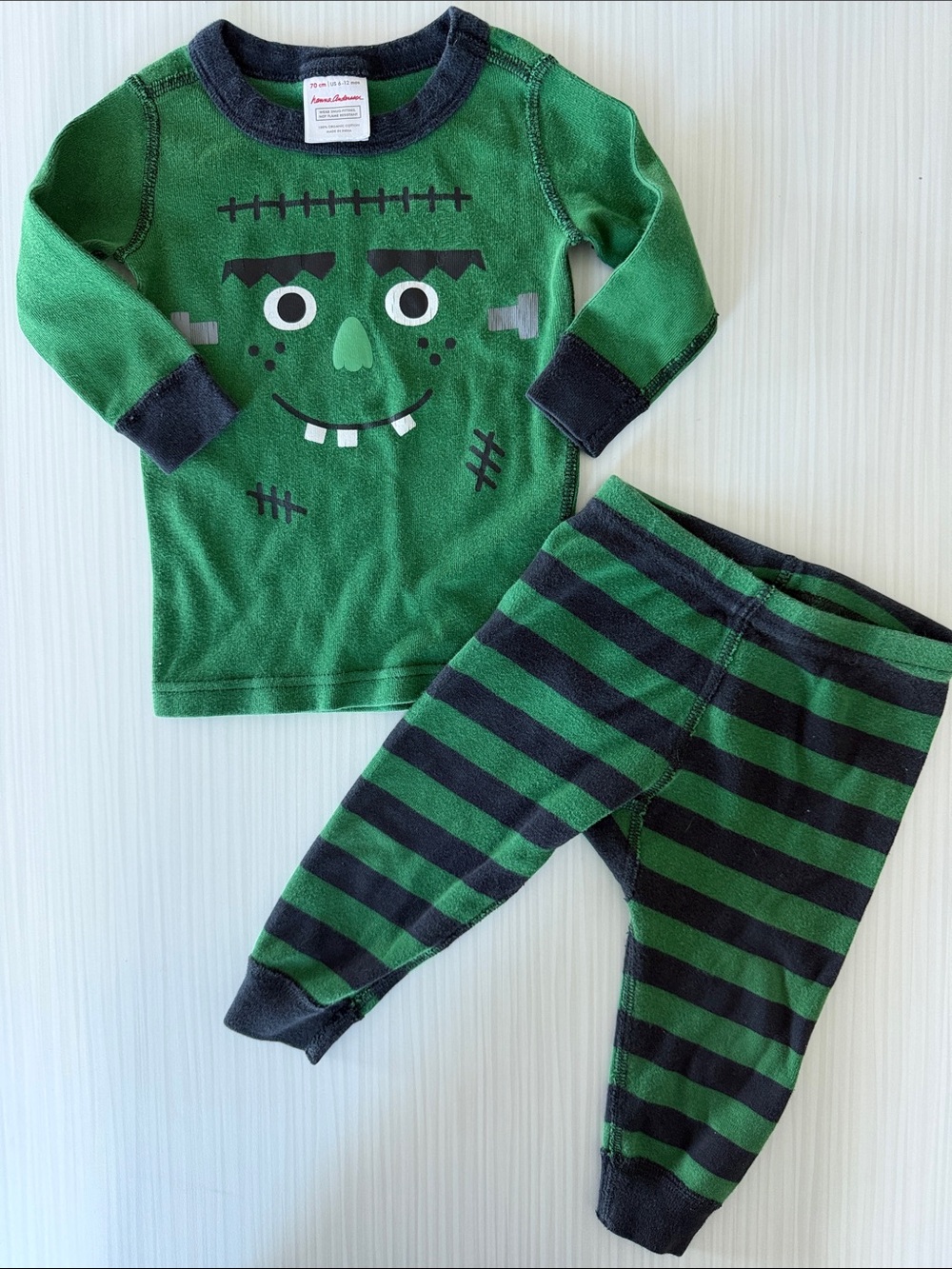 Hanna Andersson Green and Black Frankenstein Pajama Set